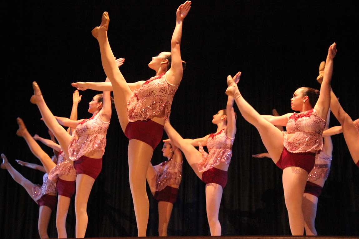 Senior Gablettes Take Final Bow