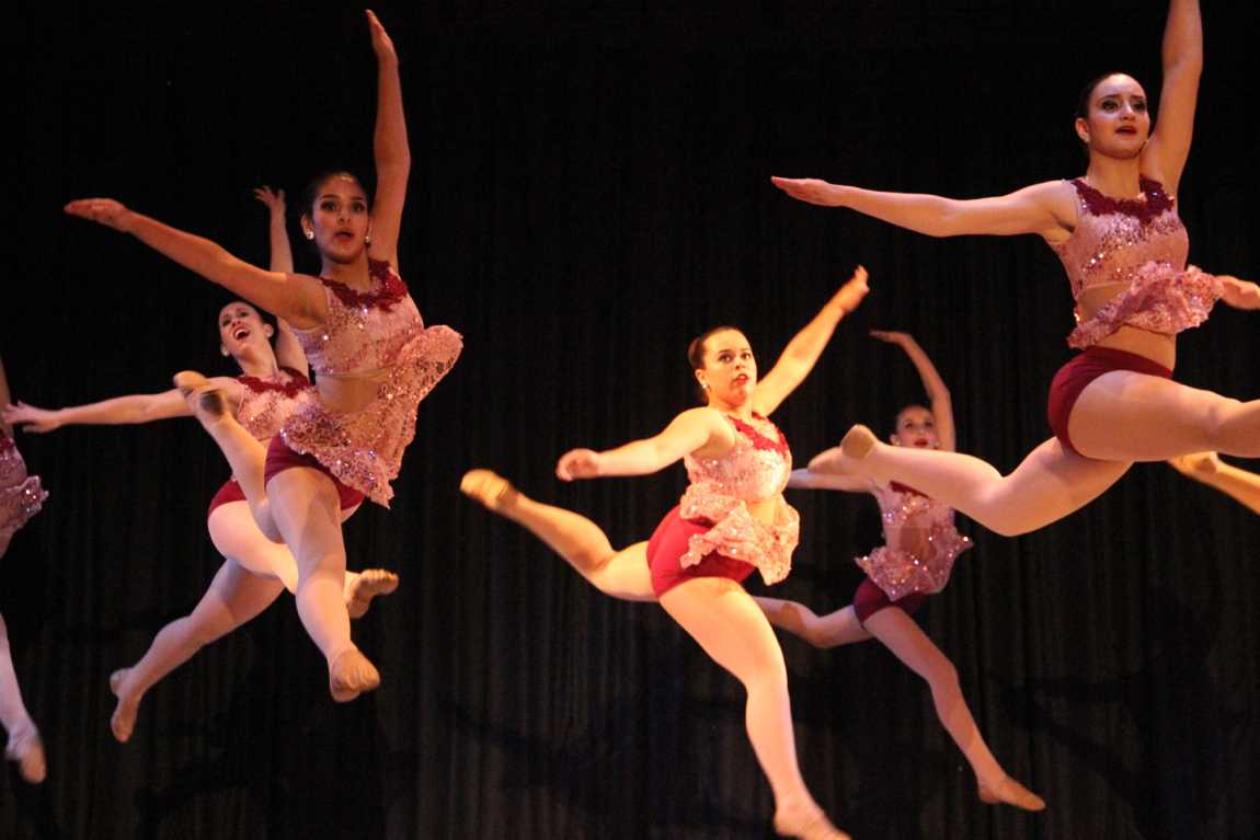 Senior Gablettes Take Final Bow