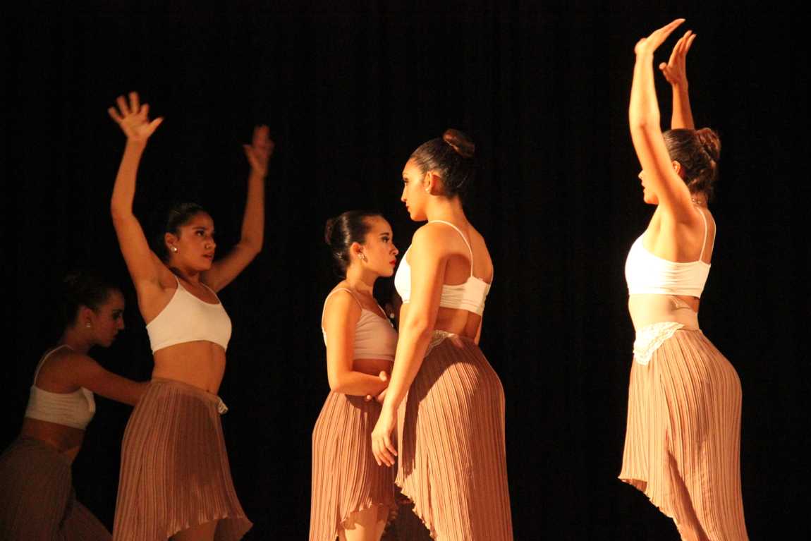 Senior Gablettes Take Final Bow