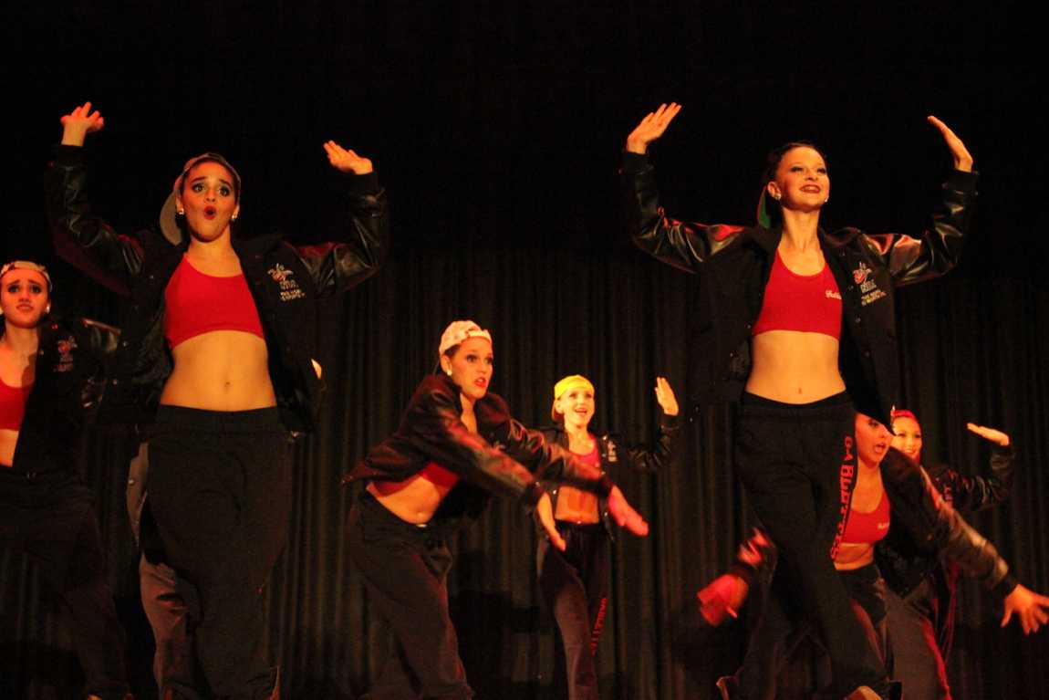 Senior Gablettes Take Final Bow