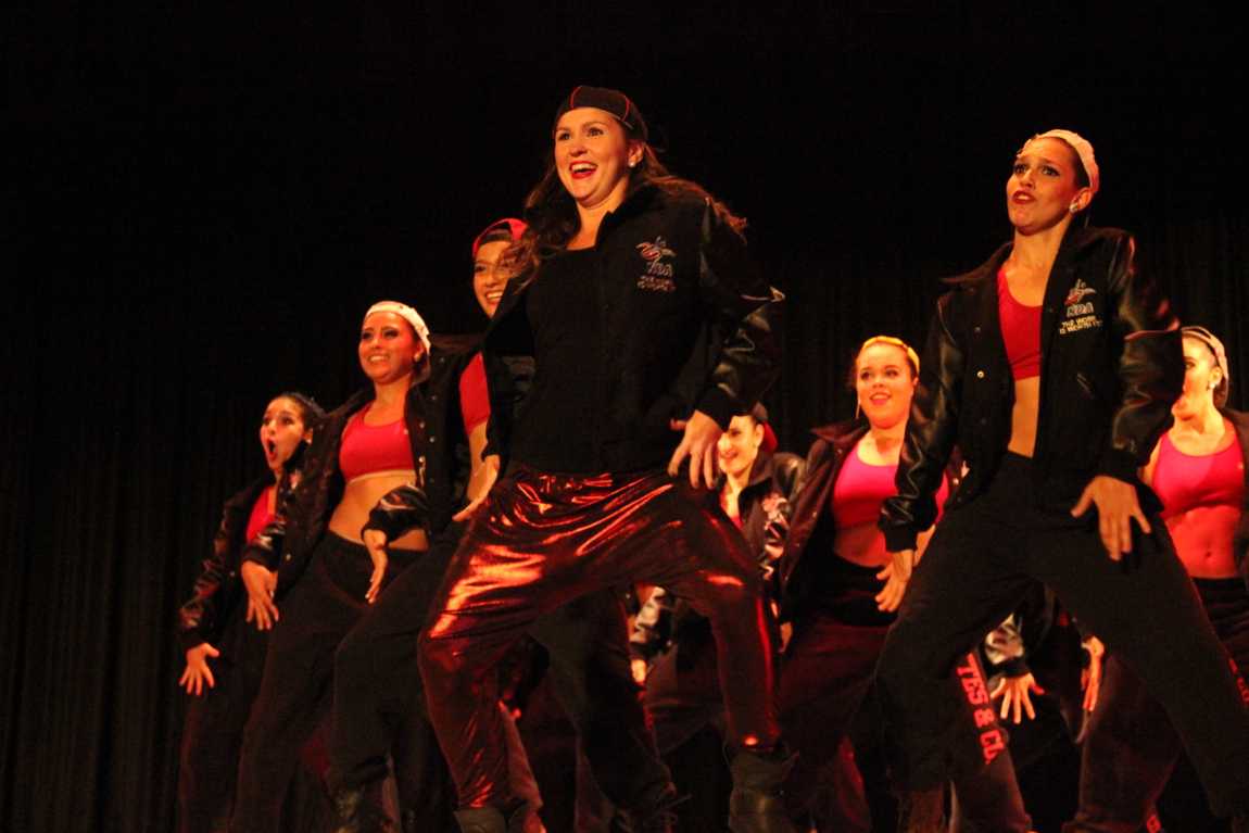 Senior Gablettes Take Final Bow