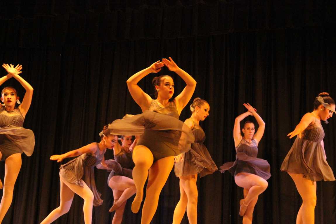 Senior Gablettes Take Final Bow