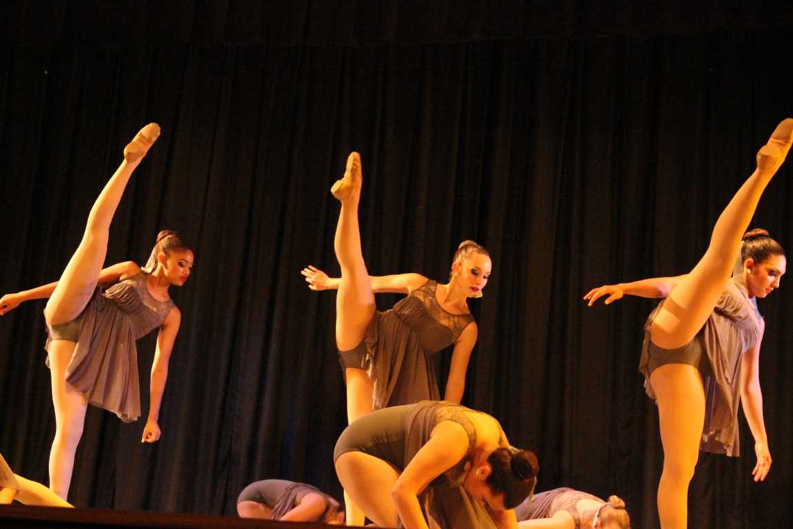 Senior Gablettes Take Final Bow