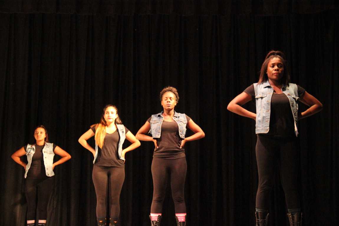 Senior Gablettes Take Final Bow