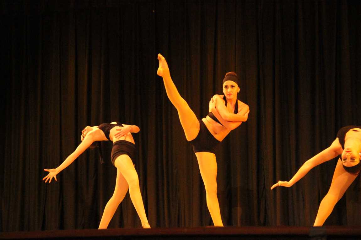 Senior Gablettes Take Final Bow
