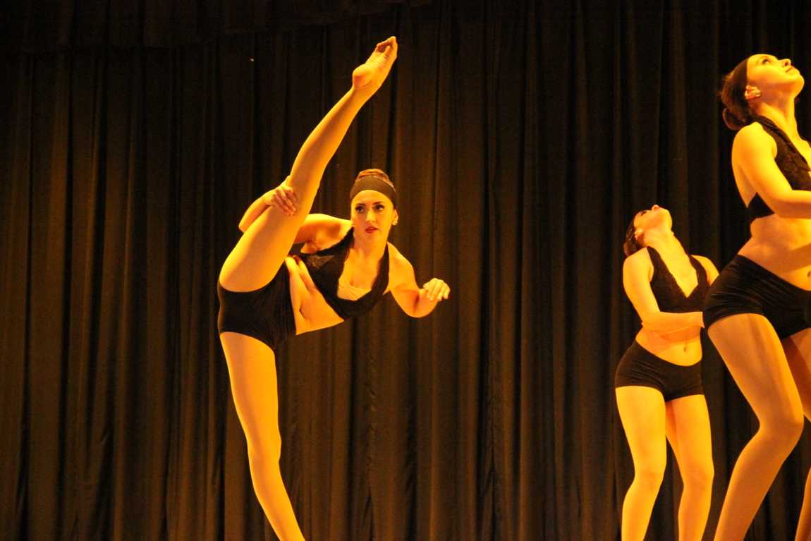Senior Gablettes Take Final Bow