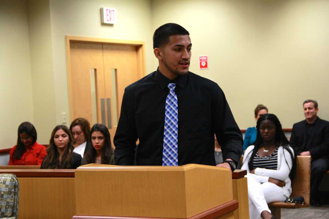 Law Students Attend Mock Trial