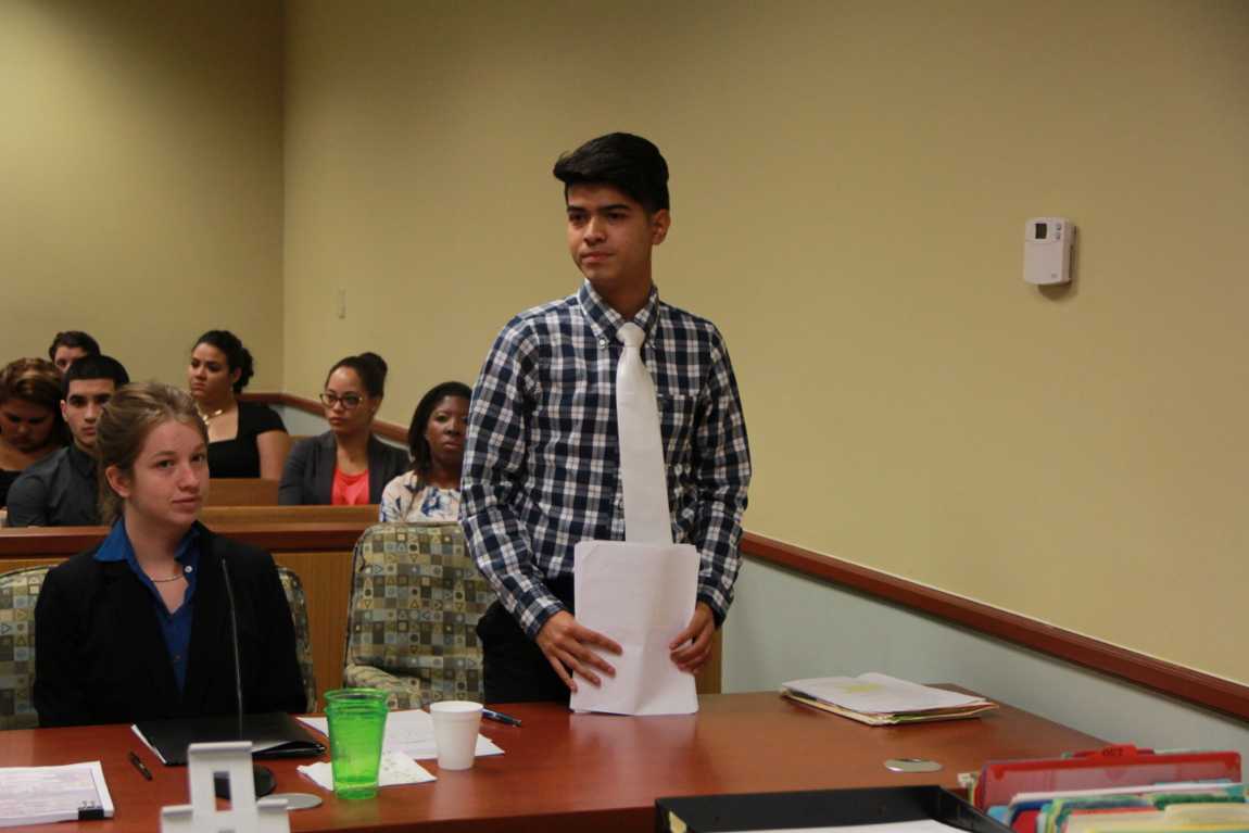 Law Students Attend Mock Trial