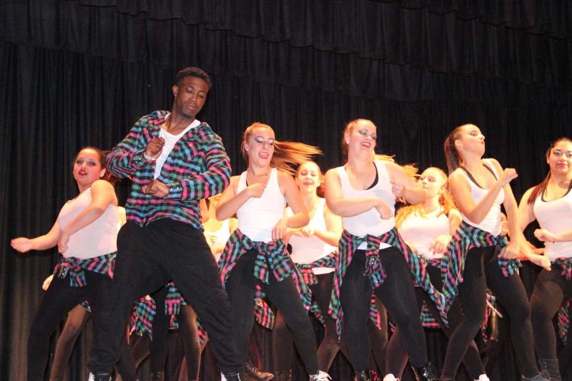 Senior Gablettes Take Final Bow