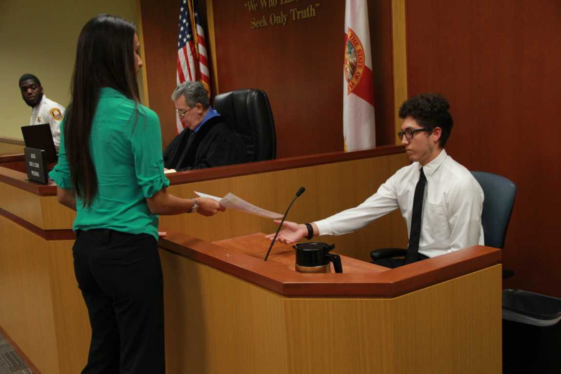 Law Students Attend Mock Trial