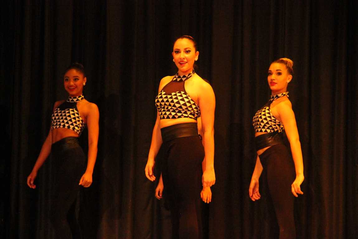 Senior Gablettes Take Final Bow