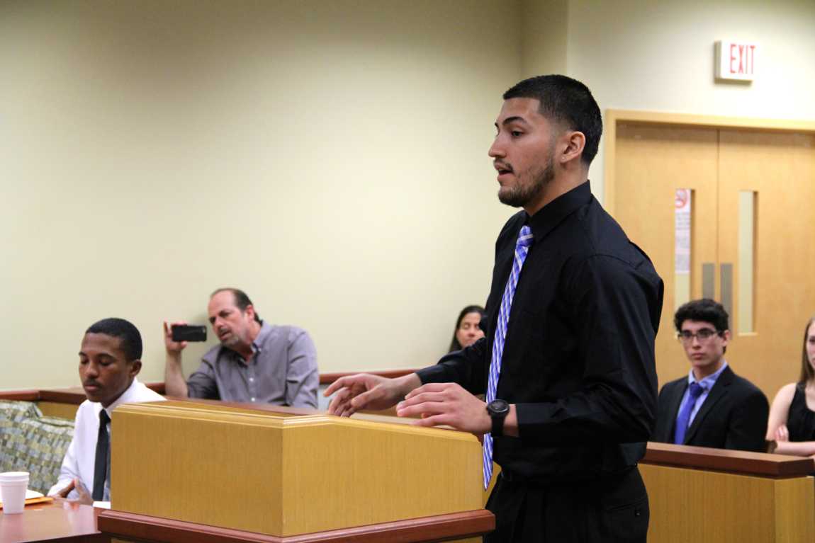 Law Students Attend Mock Trial
