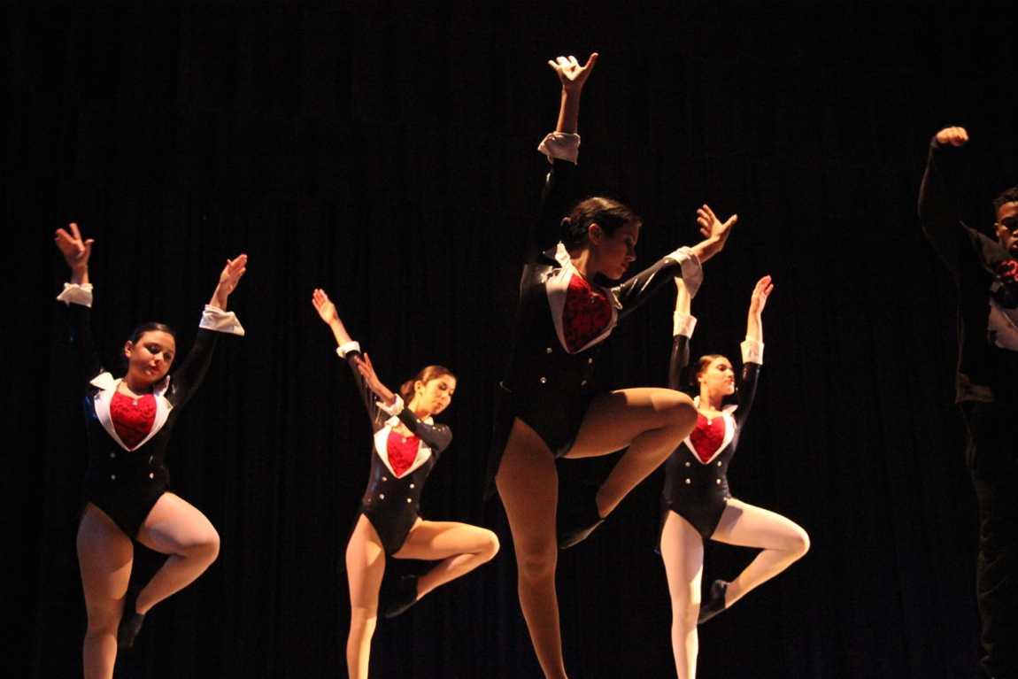 Senior Gablettes Take Final Bow