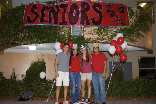 Seniors+Take+The+Red+Carpet