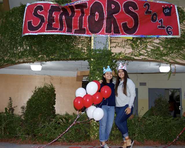 Seniors Take The Red Carpet