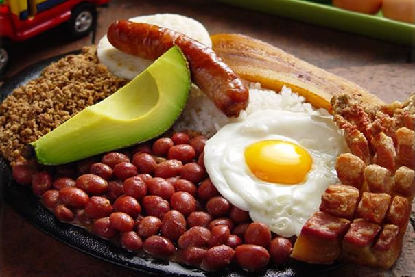 "Bandeja paisa"