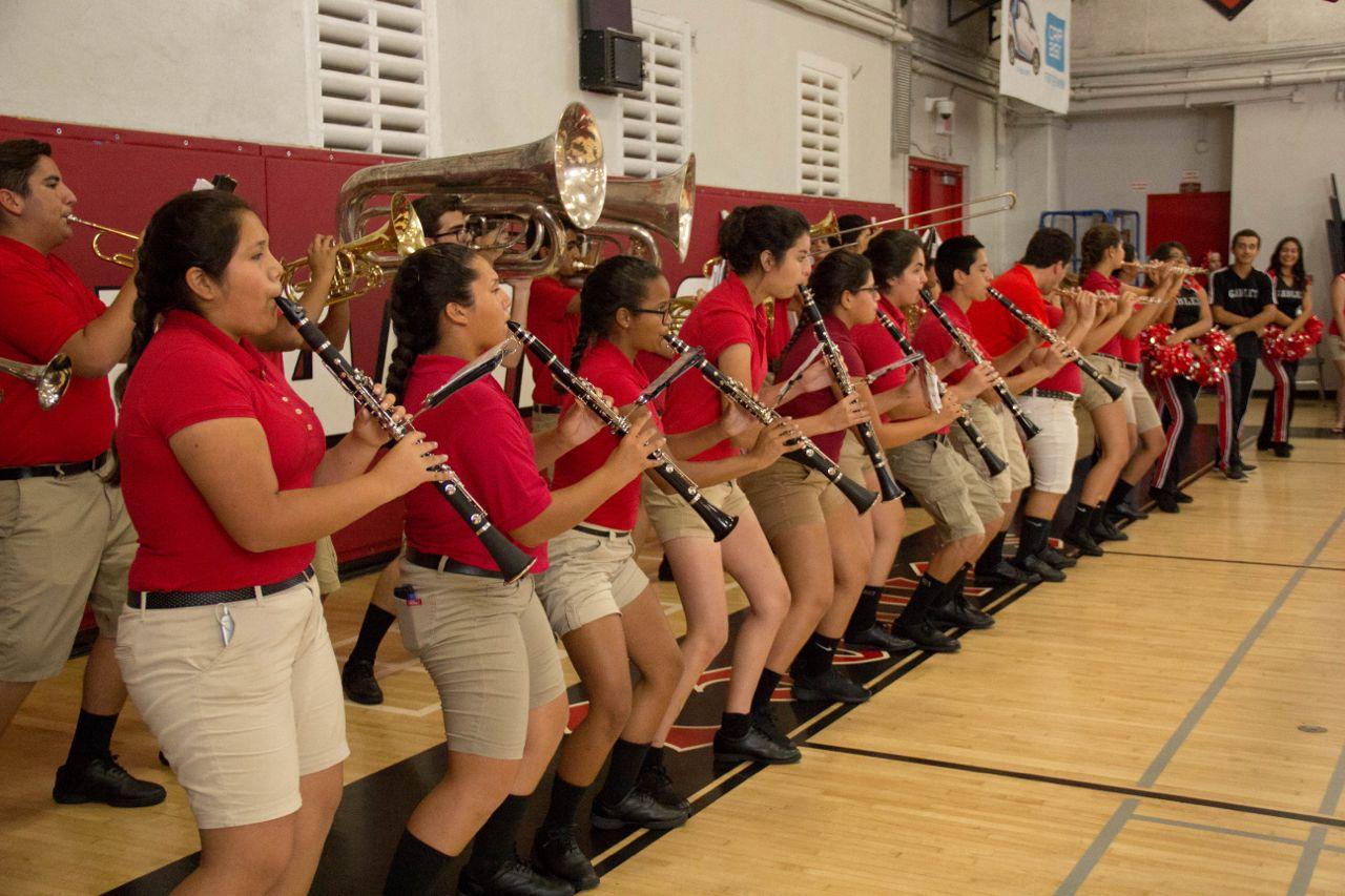 Primer “Pep Rally” del año: Gables contra Killian