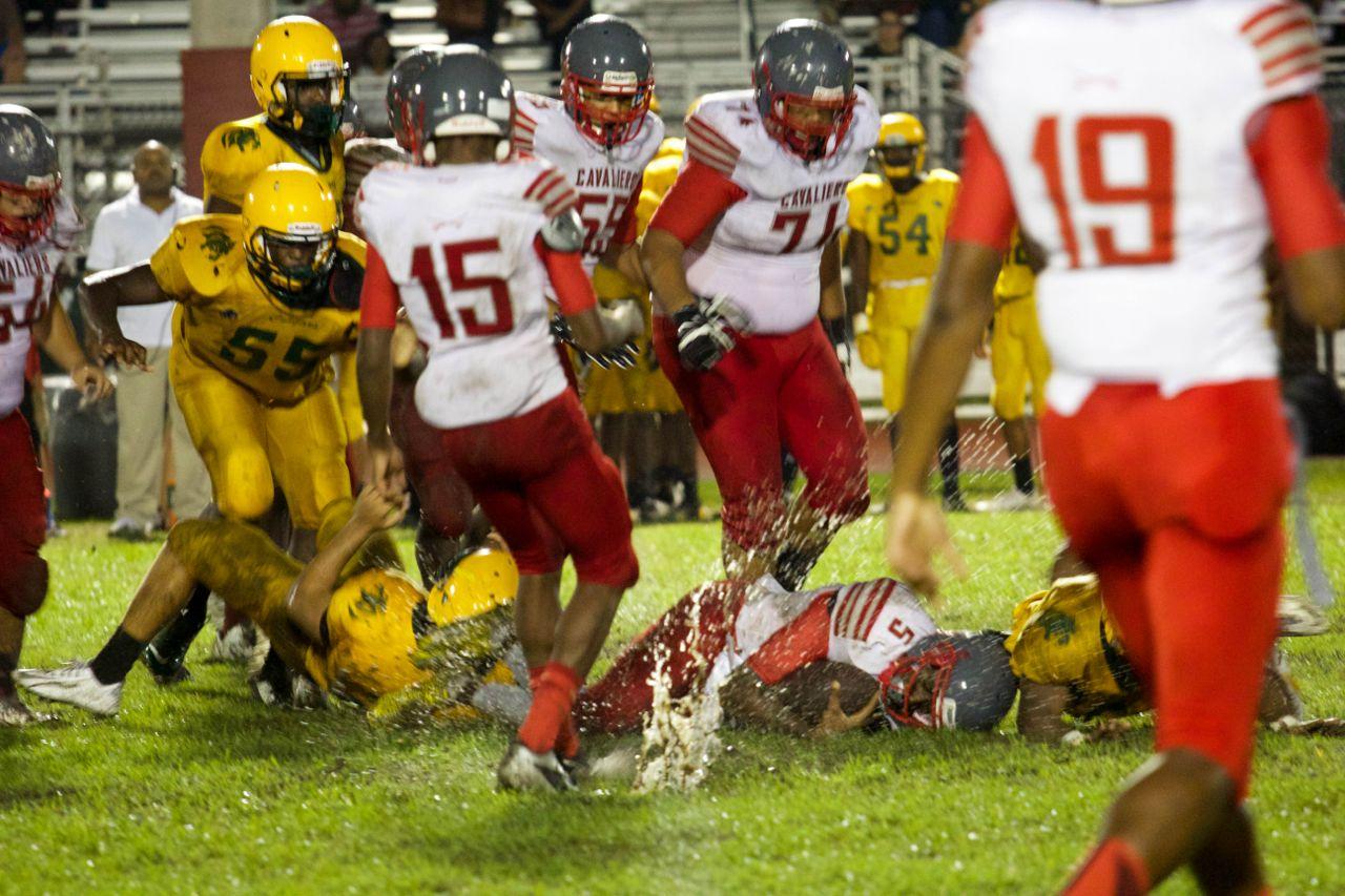 Gables Defeats Killian, 14-7