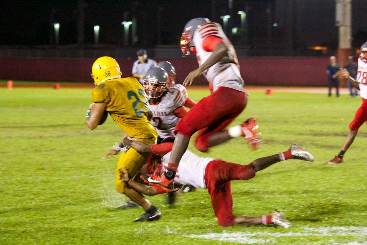 Gables Defeats Killian, 14-7