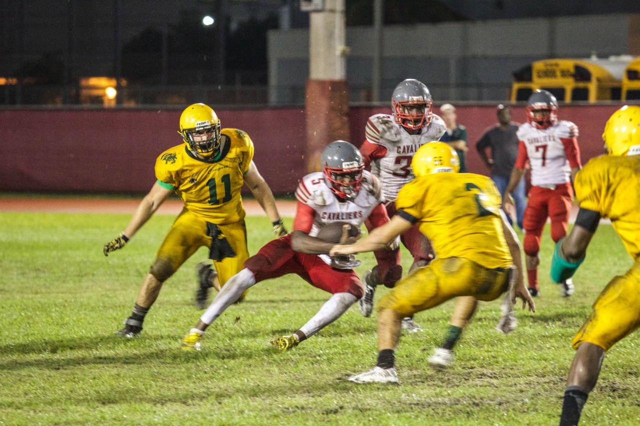 Gables Defeats Killian, 14-7