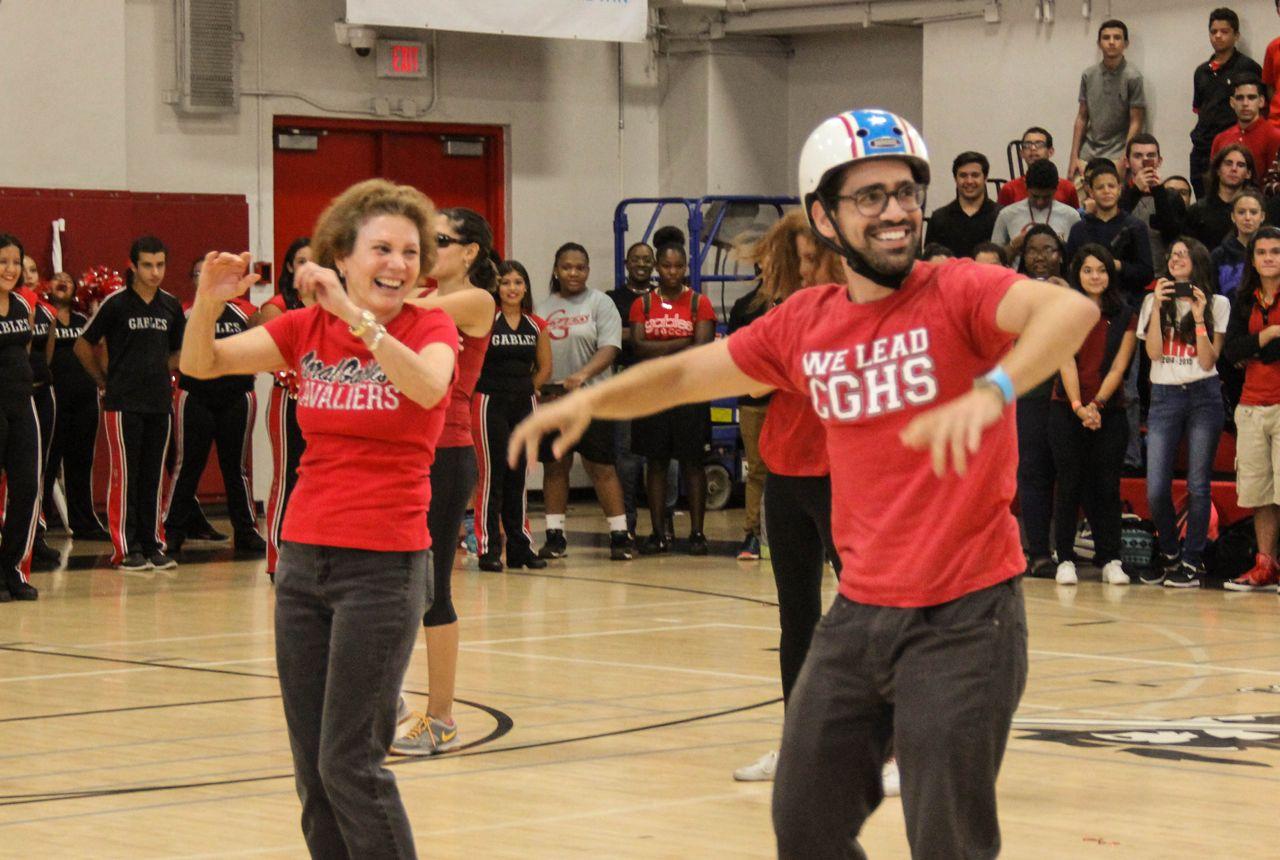 Primer “Pep Rally” del año: Gables contra Killian
