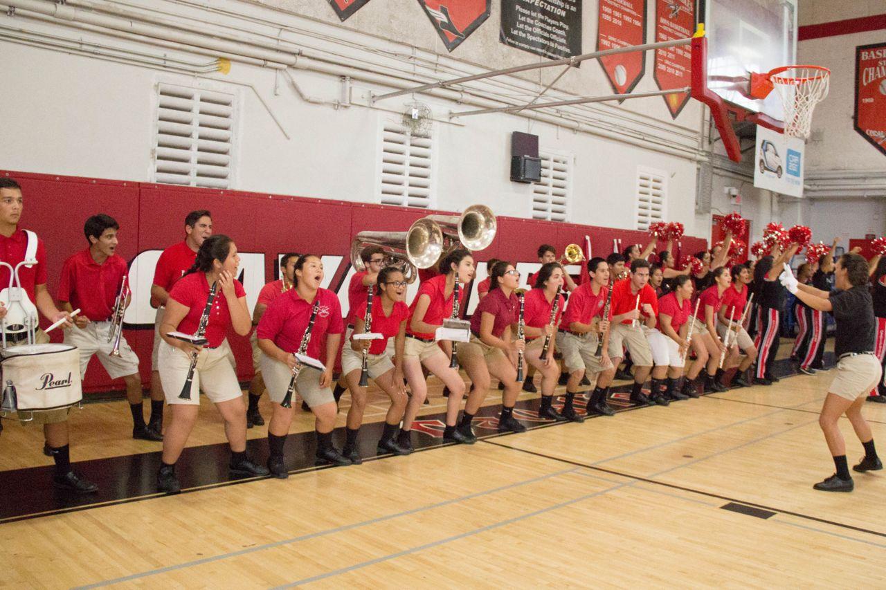Primer “Pep Rally” del año: Gables contra Killian