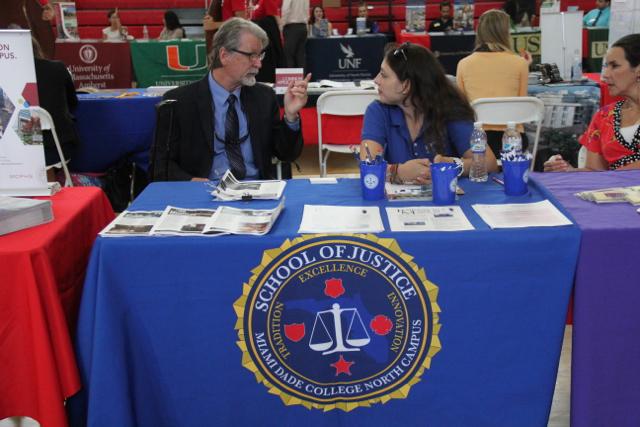 Cavs Meet Representatives at Annual College Fair