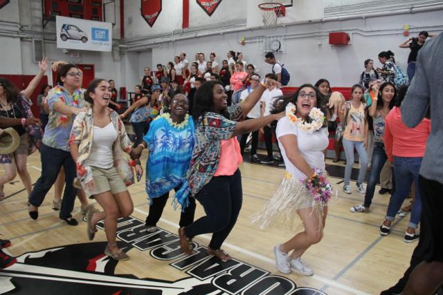 Say Aloha to Class of 2016!