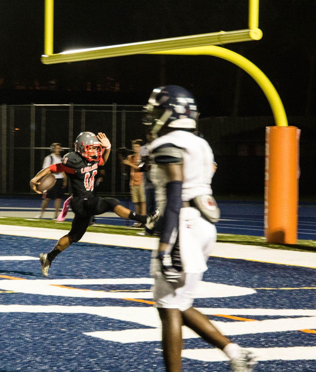 Gables Beats Columbus 20-10 in Blackout Victory
