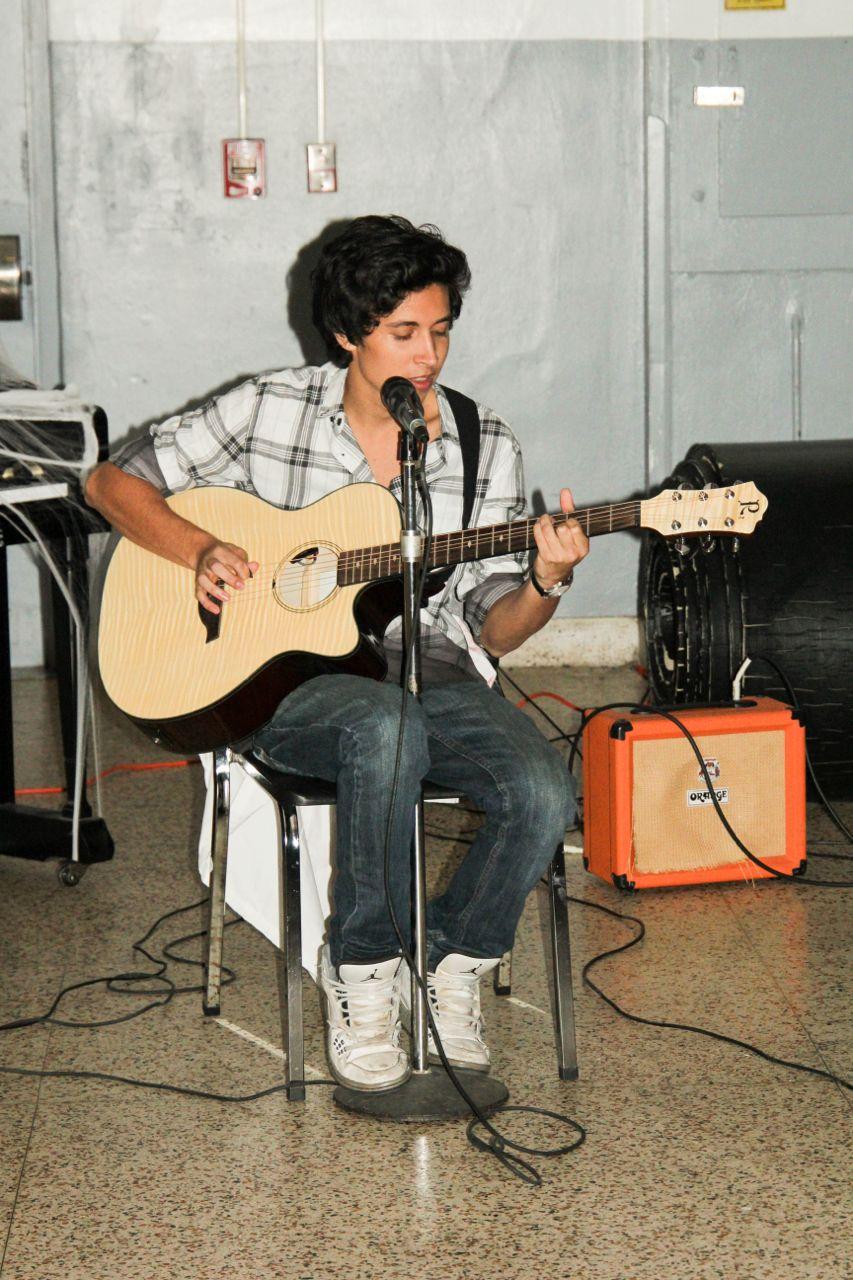 Cav Chorus Hosts Asylum-Themed Coffeehouse