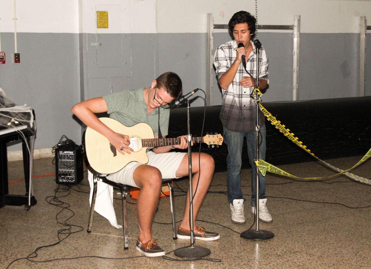 Cav Chorus Hosts Asylum-Themed Coffeehouse