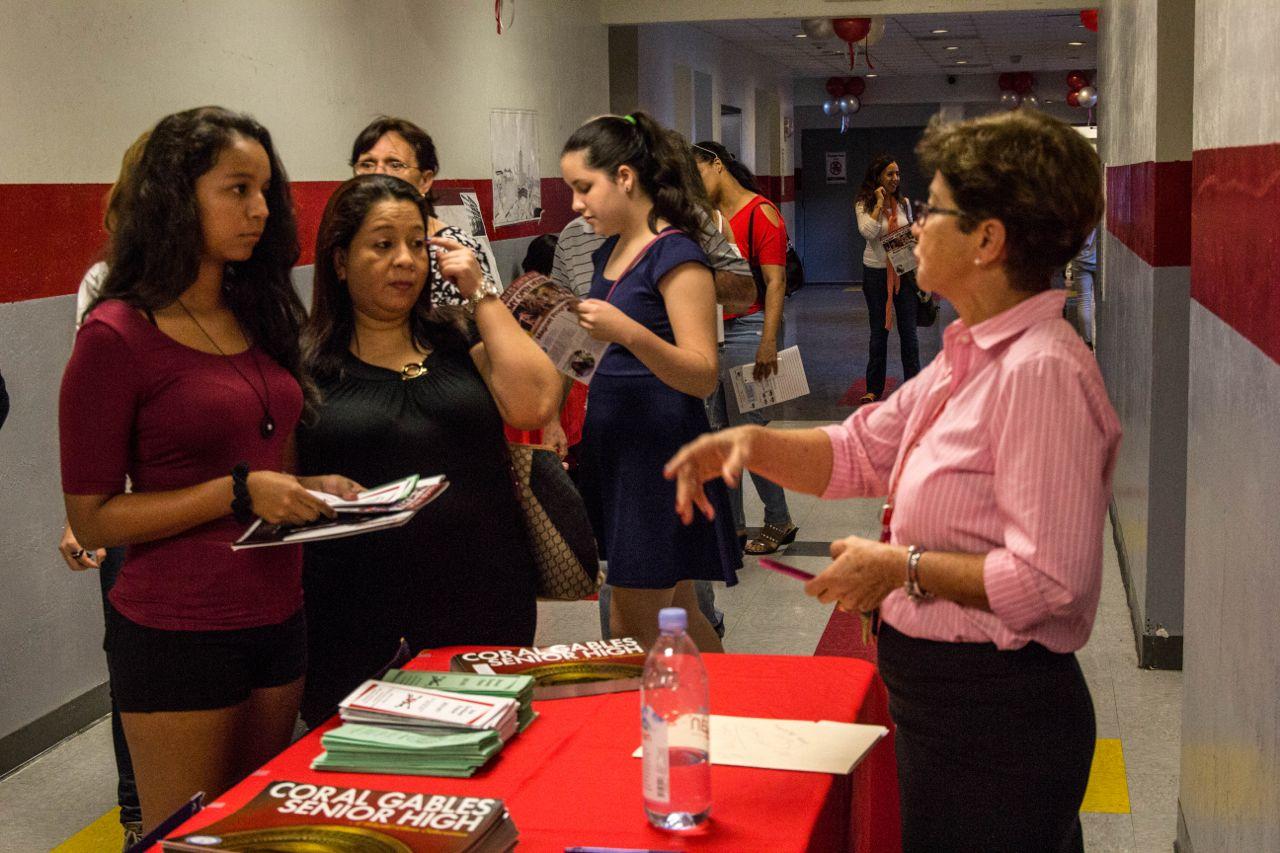 Noche+de+Academias