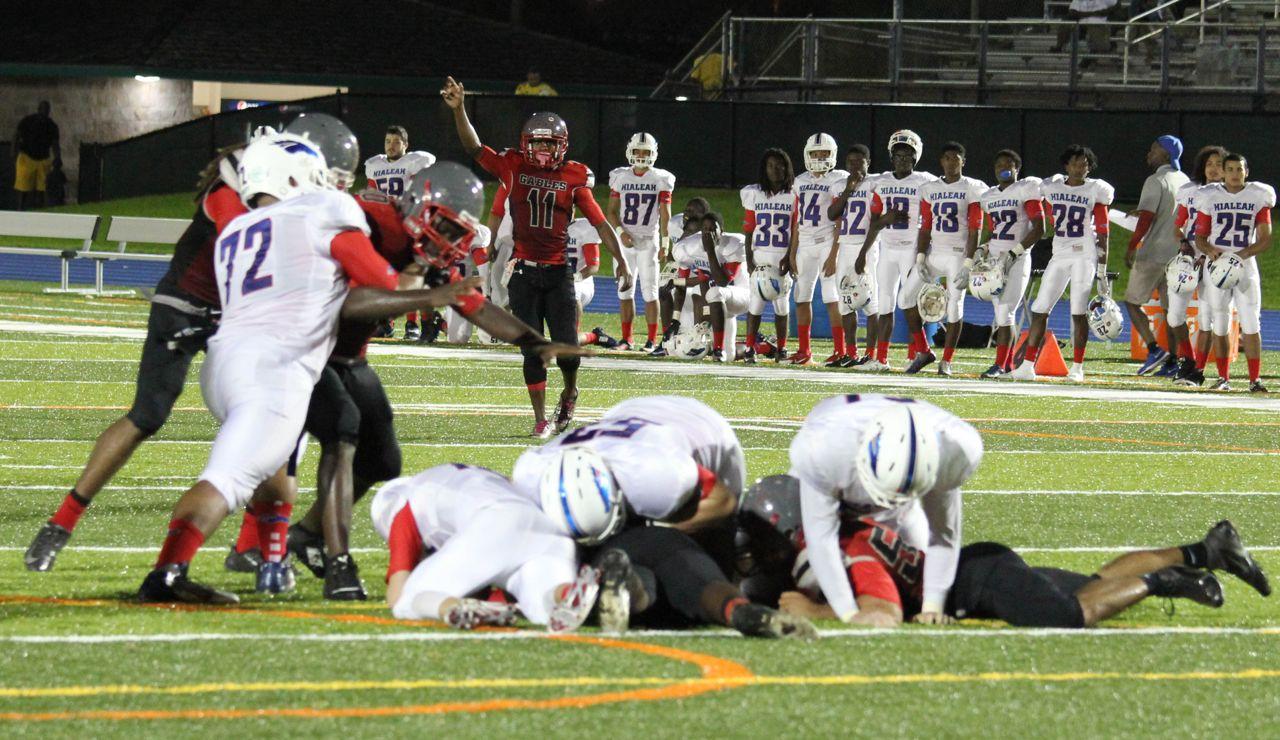 Cavs Beat T-Breds 35-0 in First Playoff
