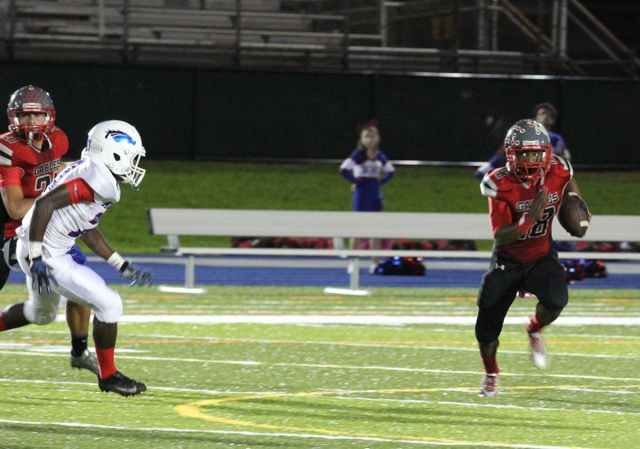 Cavs Beat T-Breds 35-0 in First Playoff