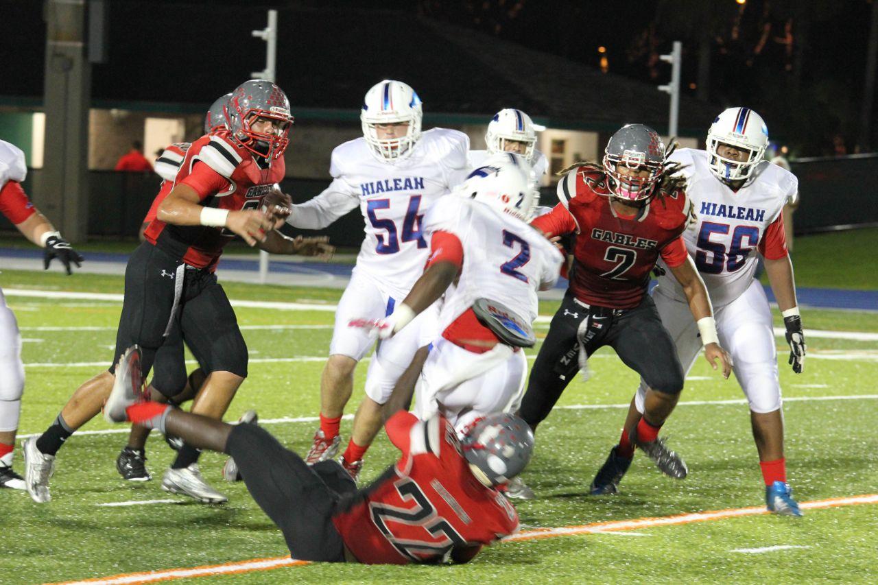 Cavs Beat T-Breds 35-0 in First Playoff