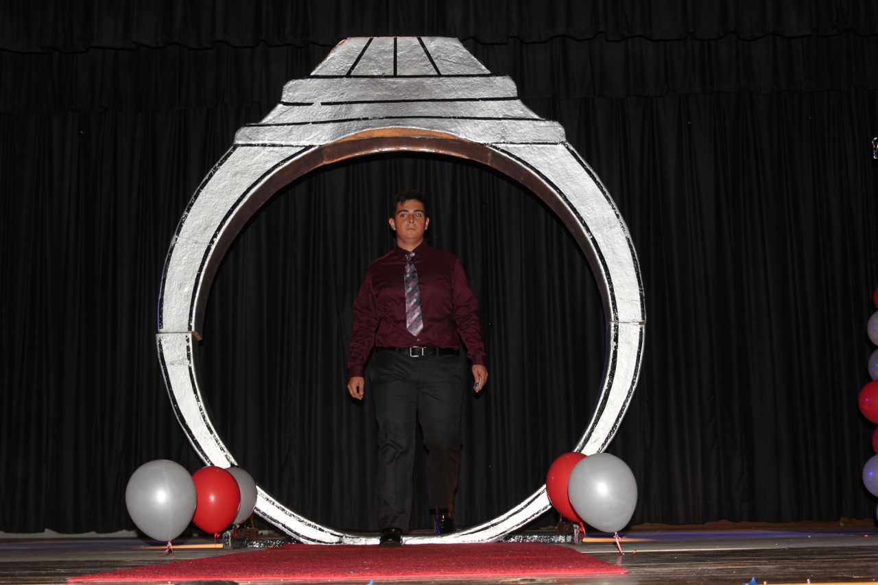 Ring Ceremony Honors Rising Seniors