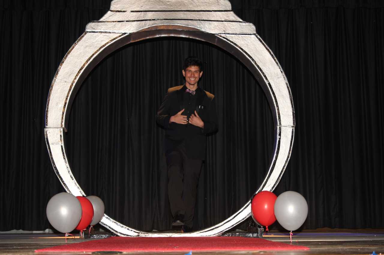 Ring Ceremony Honors Rising Seniors