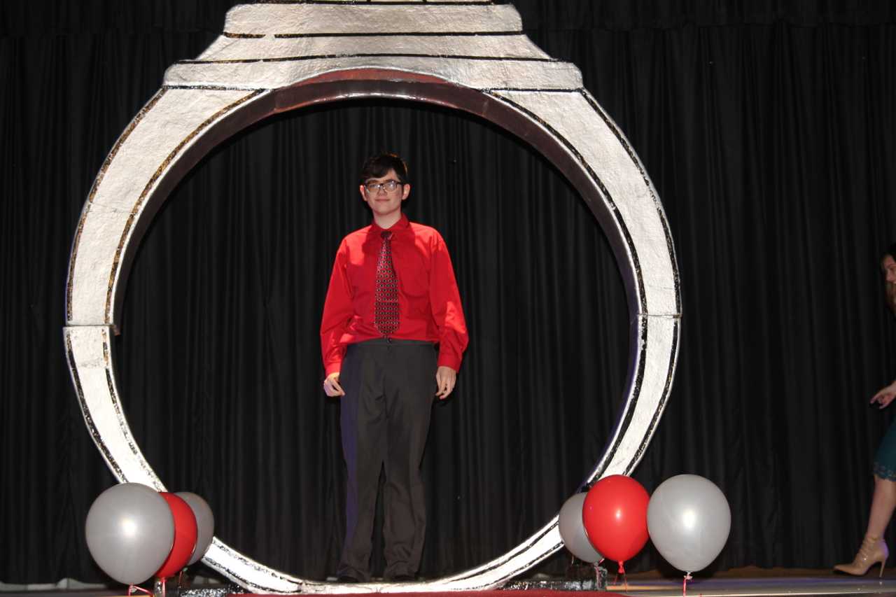 Ring Ceremony Honors Rising Seniors
