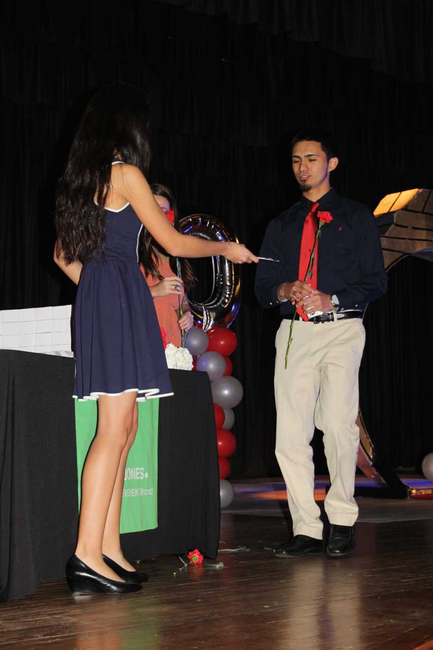 Ring Ceremony Honors Rising Seniors