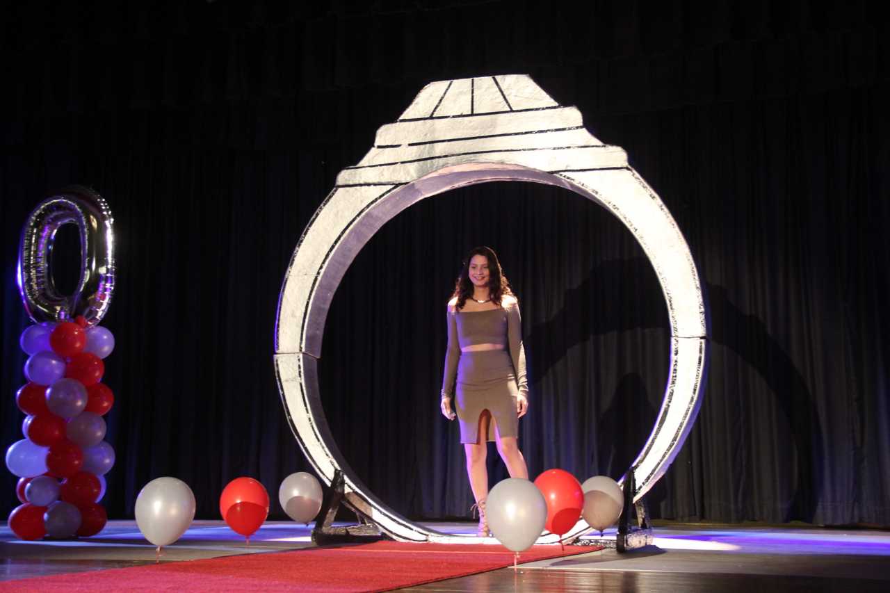 Ring Ceremony Honors Rising Seniors