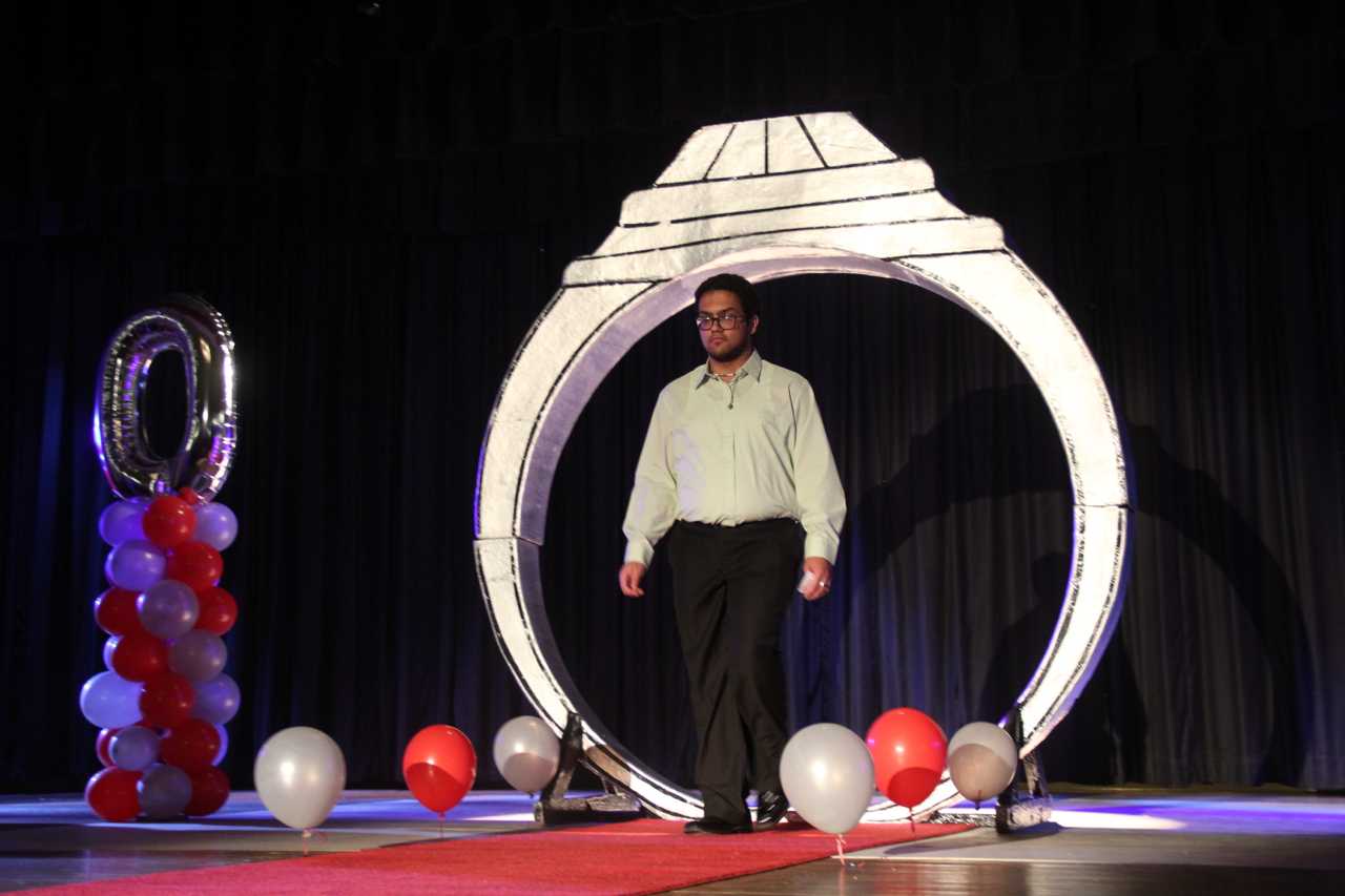 Ring Ceremony Honors Rising Seniors