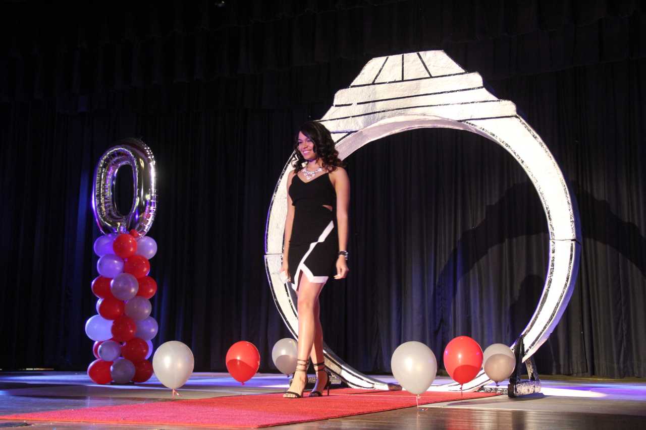 Ring Ceremony Honors Rising Seniors