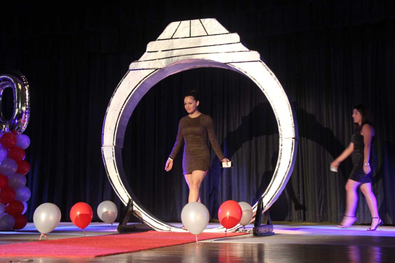 Ring Ceremony Honors Rising Seniors