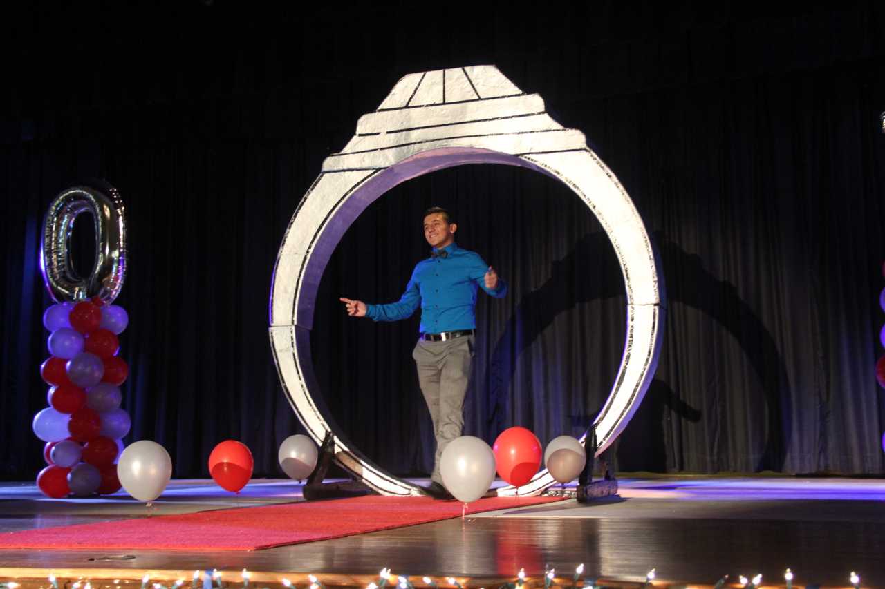 Ring Ceremony Honors Rising Seniors