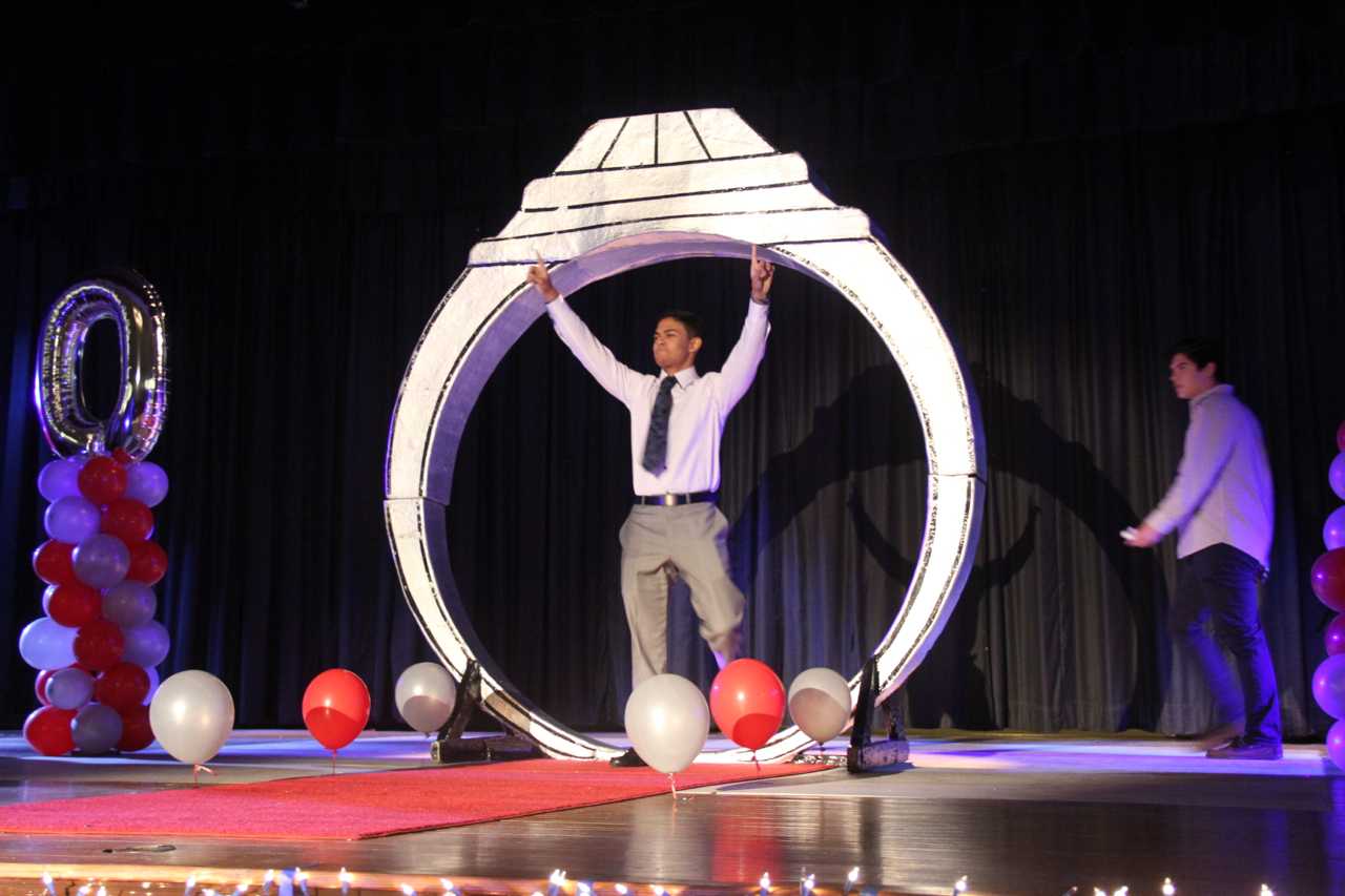 Ring Ceremony Honors Rising Seniors