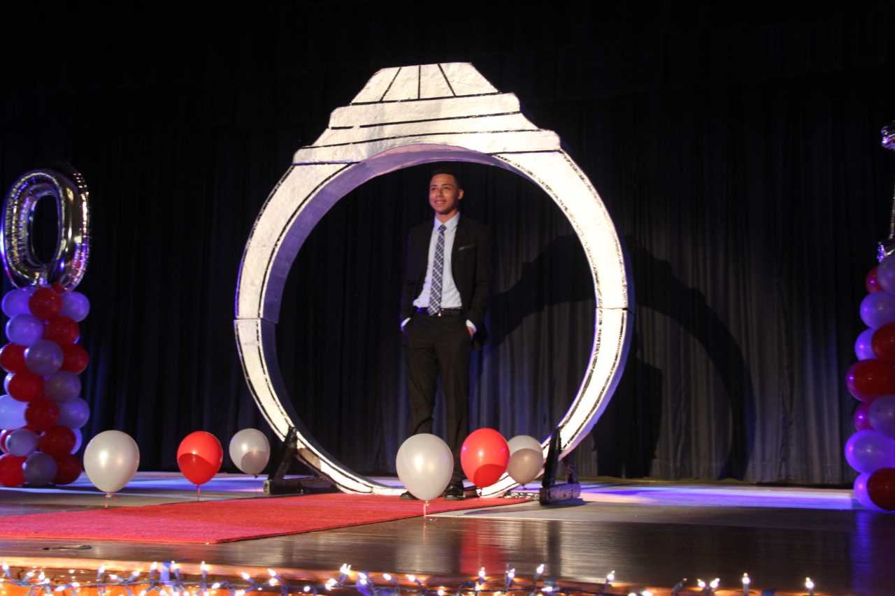 Ring Ceremony Honors Rising Seniors