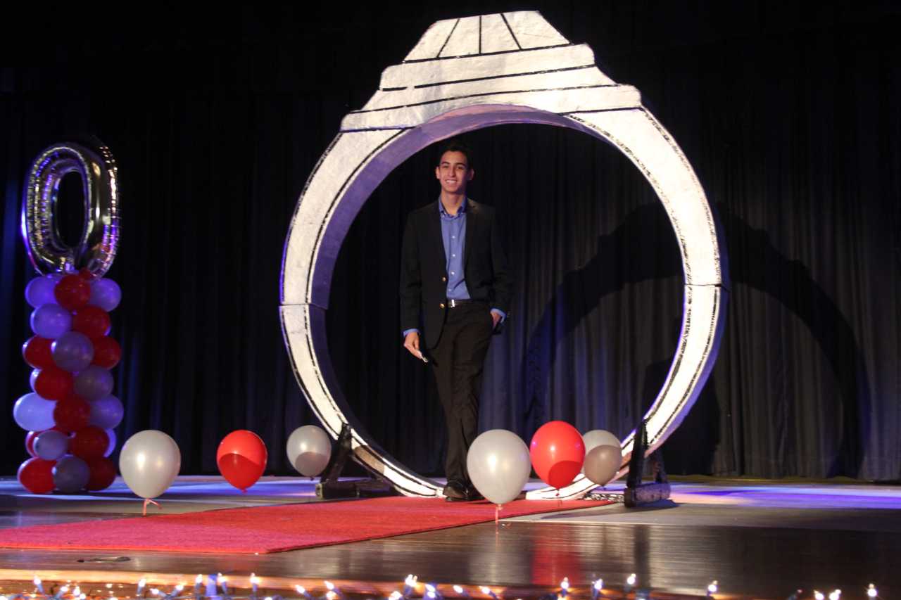 Ring Ceremony Honors Rising Seniors