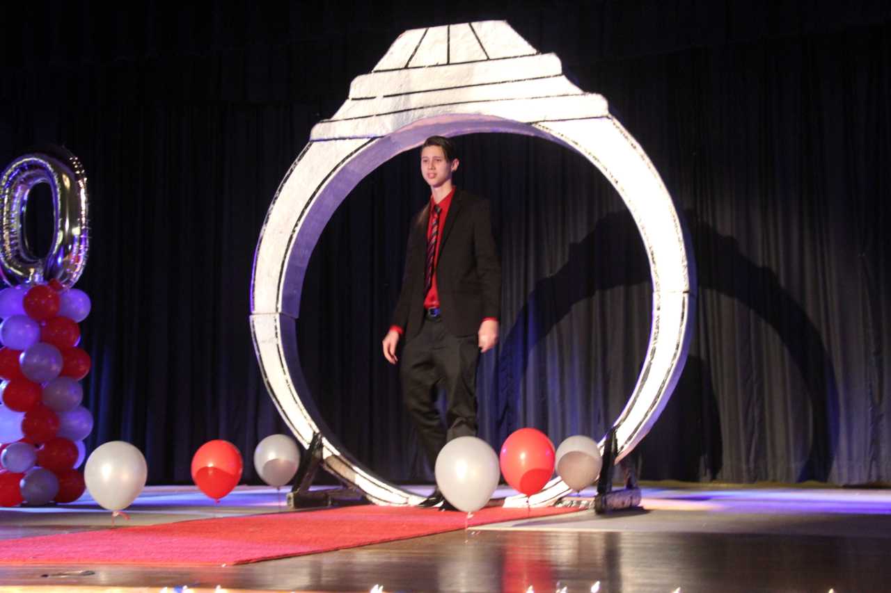 Ring Ceremony Honors Rising Seniors
