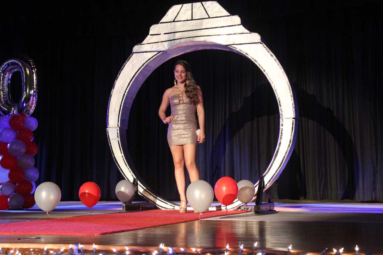 Ring Ceremony Honors Rising Seniors