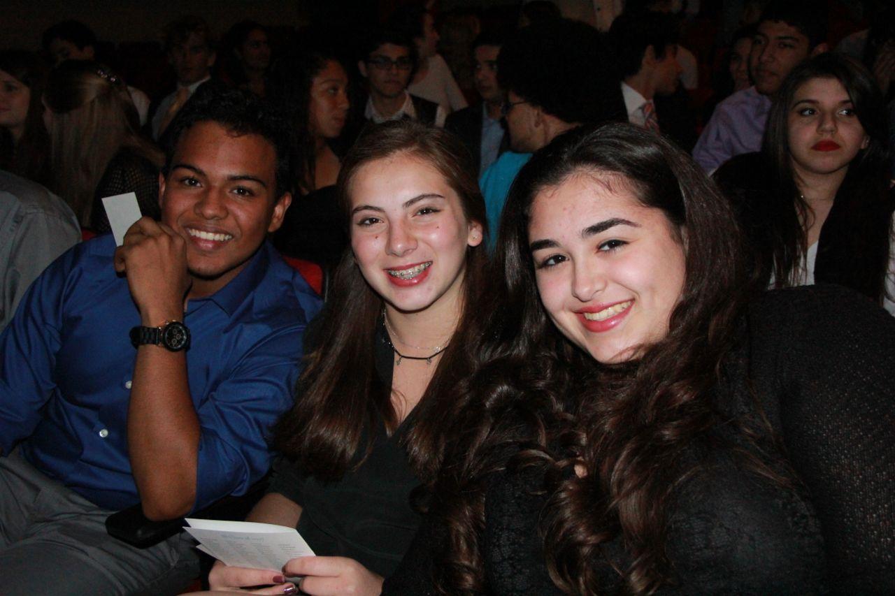 IB Class of 2017 Attend Annual Pinning